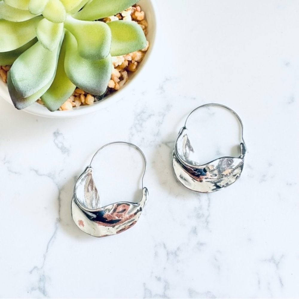 2/$30🌵 Silver Tone Draped Hoop Irregular Earrings Large Huggies Jewelry NEW